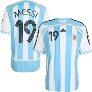 ARGENTINA HOME SHIRT 2006 MESSI 19